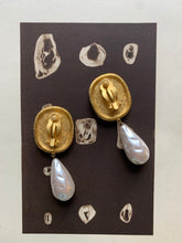 Load image into Gallery viewer, Vintage Ann Taylor clip-on statement earrings
