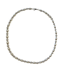 Load image into Gallery viewer, Chunky Bead Chain Necklace
